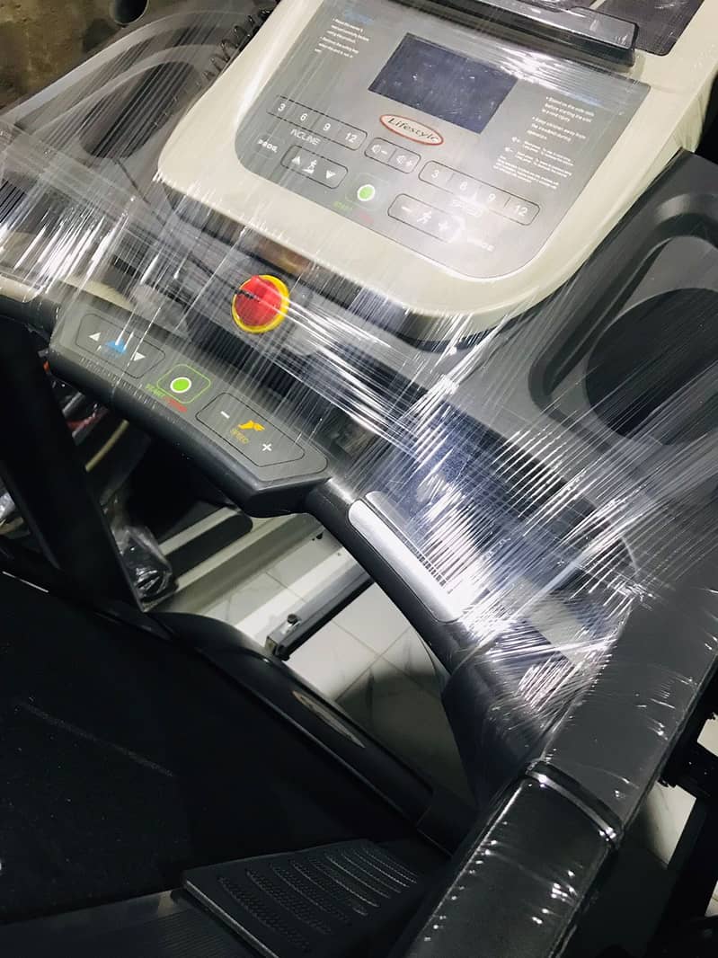 Treadmills/Running Machine/Electronic Treadmills 10