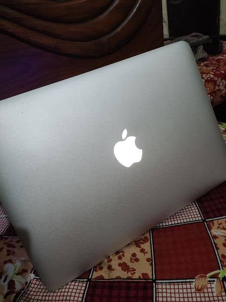 MacBook pro 2014 0