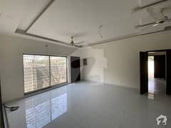 Luxurious 2 Kanal Building Office For Silent Offices Or It Companies