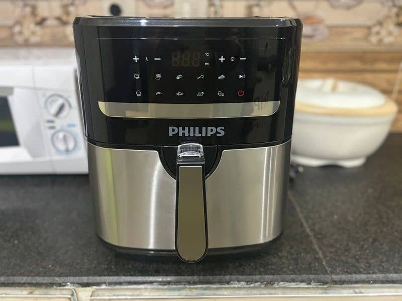 Original Philips Air Fryer Fry. Bake. Grill. Roast. And even reheat 6