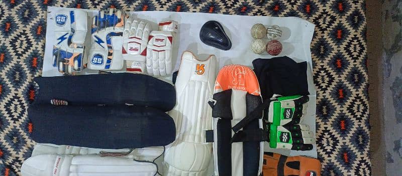 used cricket equipments 11
