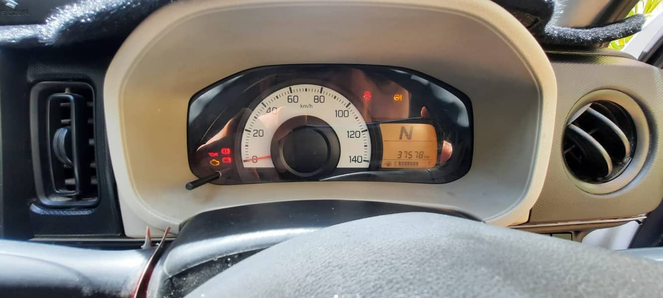 Suzuki Alto VXL AGS Automatic 2019 - 2020 13