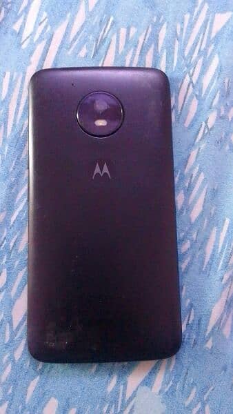 moto e4 2gb Ram 16gb rom pta approved 10/8 condition 1