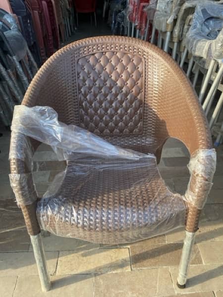 plastic chair / plastic table / 4 chair set / comfortable chairs 2
