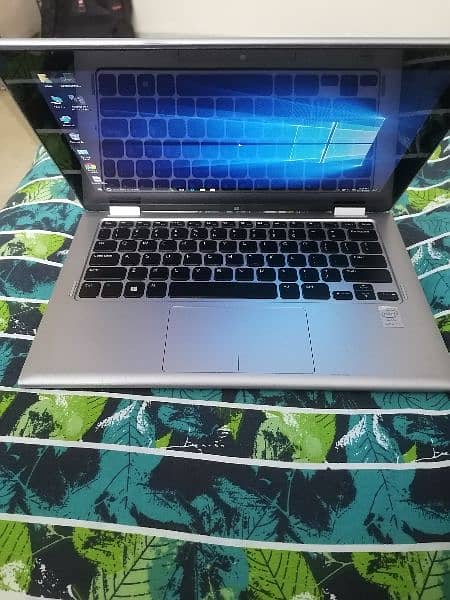 Dell 12 inch screen, 360 rotate, non touch, 4th gen, core i3 0