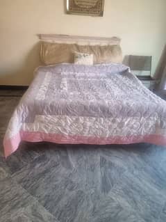 Wooden queen size bed with matress