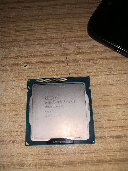 CORE I7 3770 3.6ghz almost new 0