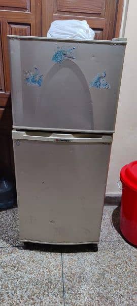 Dawlance freezer available at cheap rate in fresh condition 3