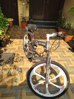 Land Rover folding bicycle,made in the  UK. England