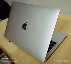 Apple MacBook Air 2018 0