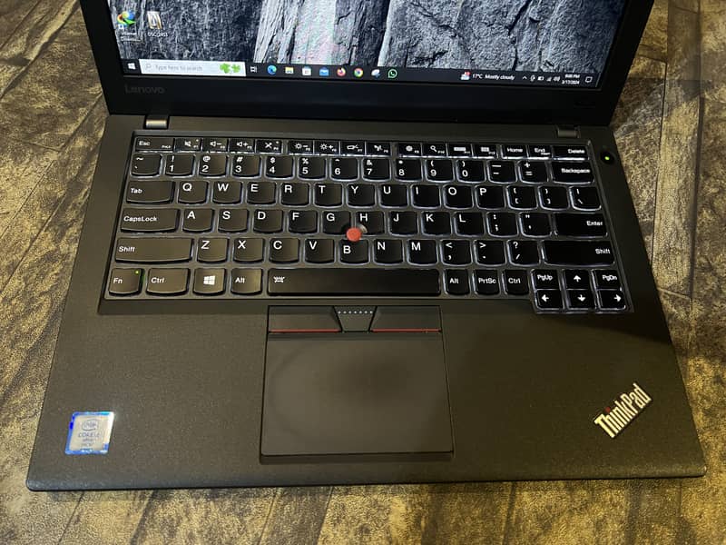 Lenovo Thinkpad X260 Core i5 6th Generation Laptop with SSD Hard disk 1
