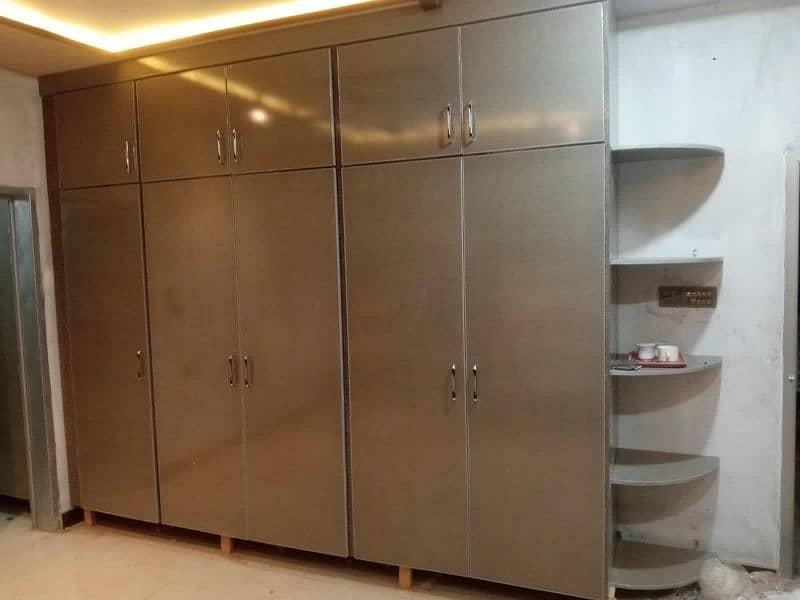 Carpenter/Kitchen cabinet / Kitchen Renovation/Office Cabinet/wardrobe 3