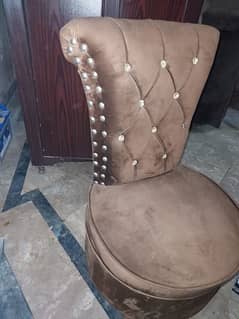 sofa chairs pair need cash urgent sale condition 10/9