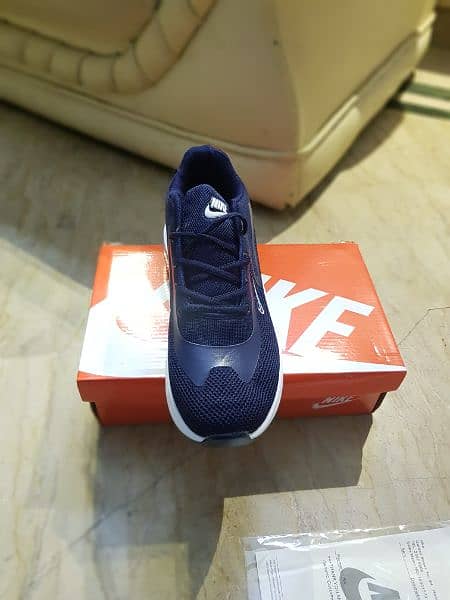 brand new Nike shoes 9