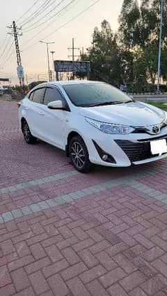 Toyota Yaris ATIV MT