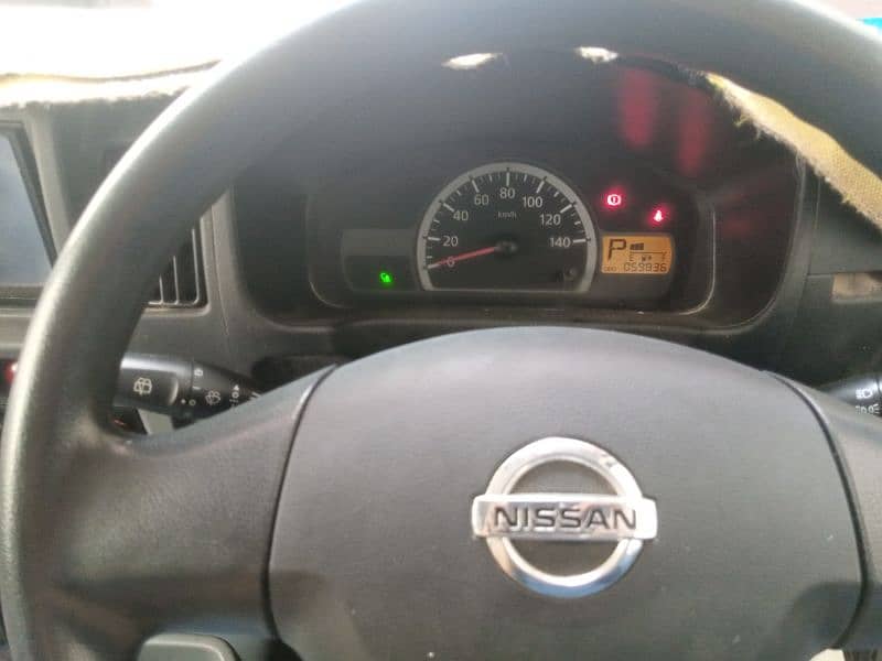 Nissan Clipper 2013 6