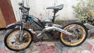 mountain cycle used and good condition 10 by 10