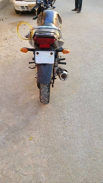 YBR 125 2016 model 1