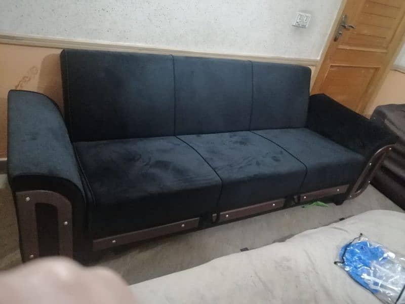 sofa cum bed black velvet well condition. 10 /10. . . fiexd price. . . 2