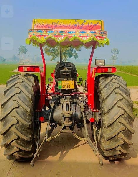 Massey Ferguson Tractor 385 3