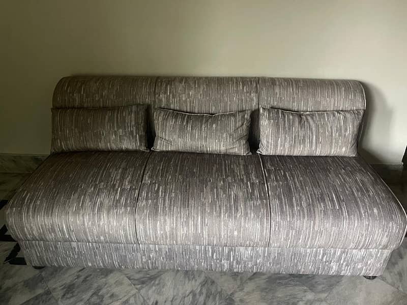 5 seater L shaped sofa set. Excellent  condition. 3