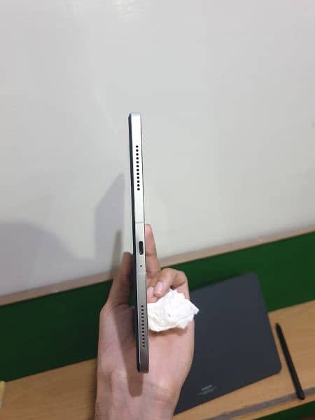 xiaomi mi pad 5 with smart pen and magnetic cover 6