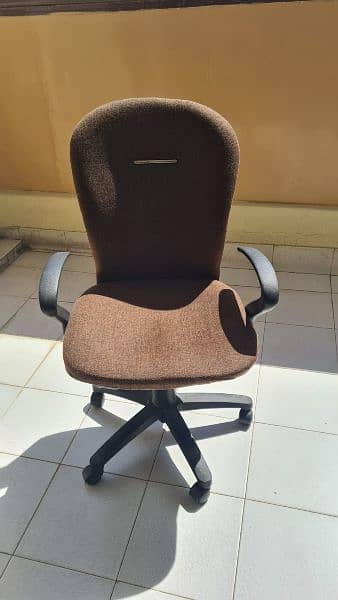 Comfortable office and gaming chair 4