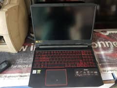 FAULTY LAPTOP FOR SALE