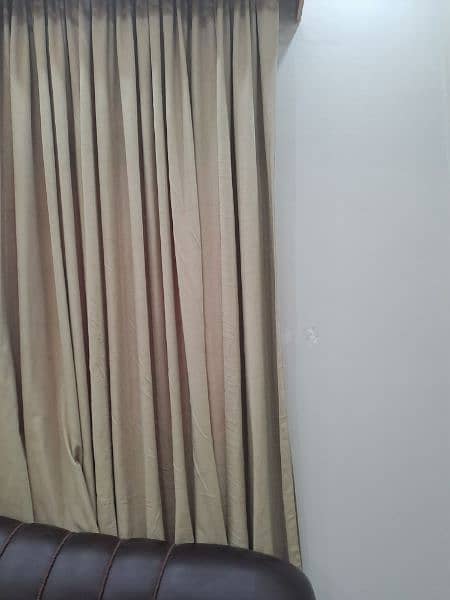 used diffrent clr of curtains 2