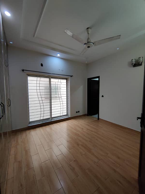 6.11 marla House Available For Rent In Bahria Homes Bahria Town Lahore 3