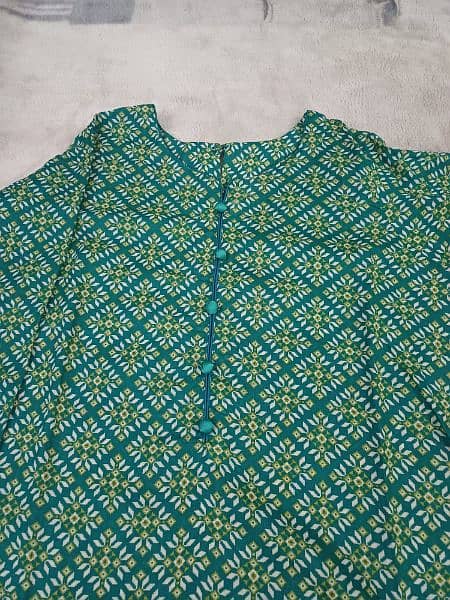 khaadi brand new 2 piece stitched 6