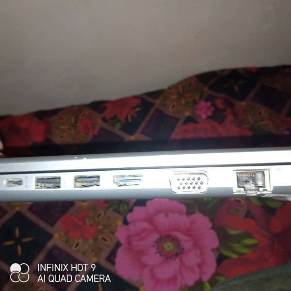 Hp Laptop urgently sale good conditions 6