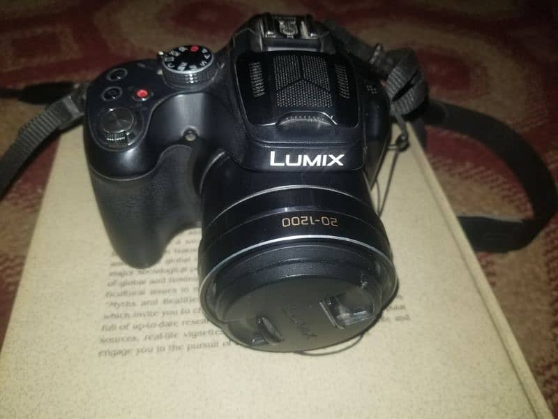 Panasonic Camera LUMIX FZ70 4