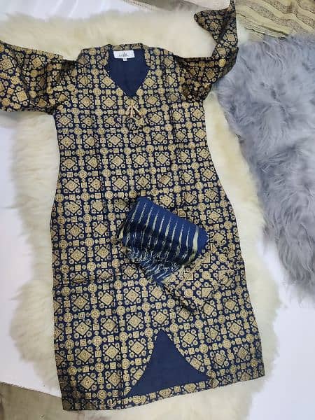 Blue Gold print 3 piece suit 3