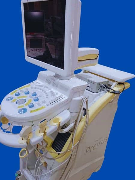 Ultrasound Machine Hitachi HI VISION Preirus 2
