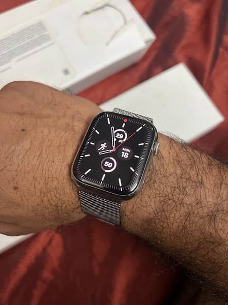 Apple watch series 7 stainless steel 2