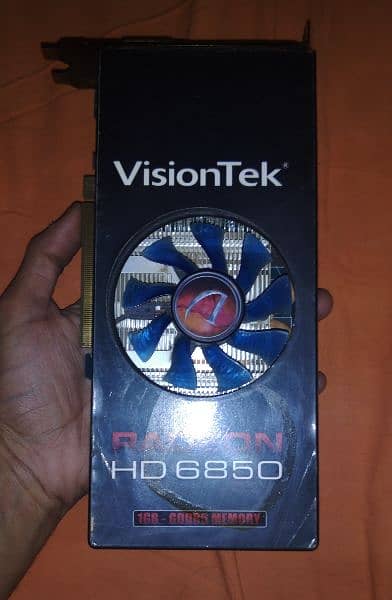 VisionTek Radeon HD 6850 1