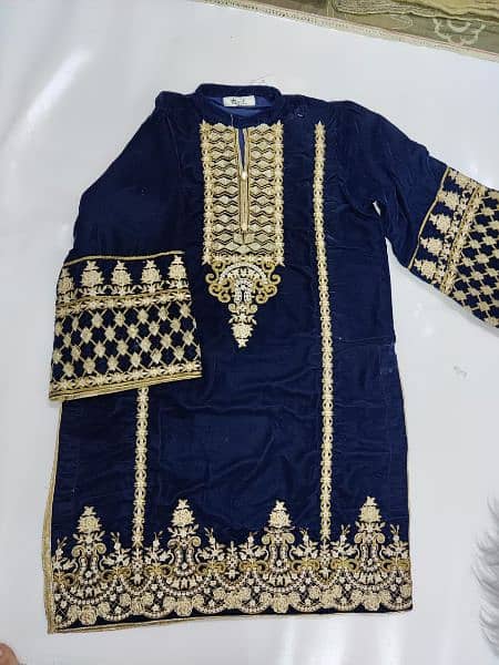 Royal blue embroidery velvet shirt 03224604090 7