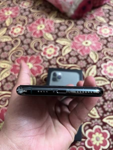 iphone 11 Pro Max PTA APPROVED 4