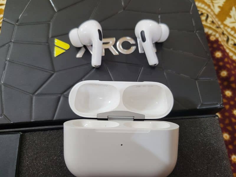 airpods pro 2 Arch airpods pro 2 9