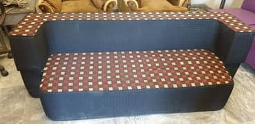 King size sofa combed brand new condition
