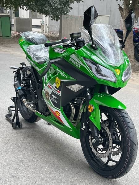Kawasaki ninja 250cc 4