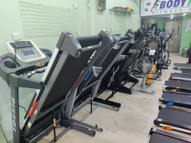 Important branded Treadmills Available 3