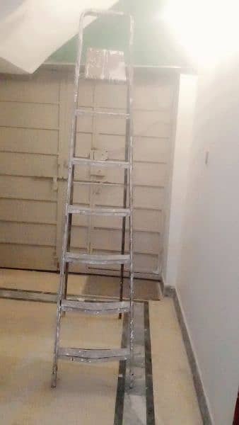 6 step folding ladder 1