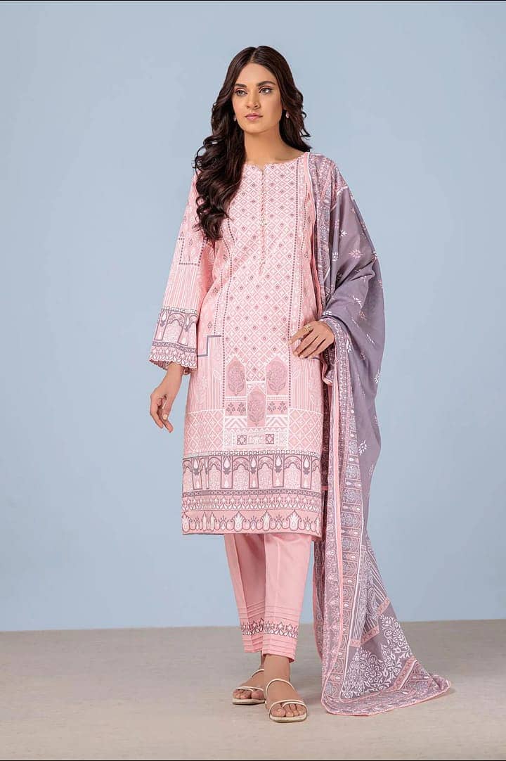 Branded Ladies Stitched & Un Stitched Suits Available 2024 Collection 9