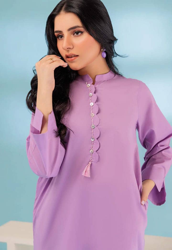 Branded Ladies Stitched & Un Stitched Suits Available 2024 Collection 16