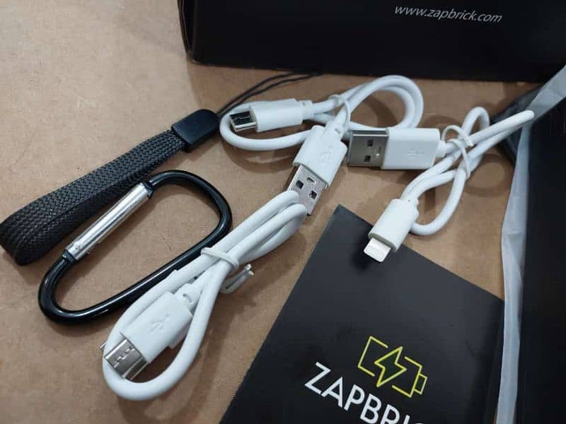 Zapbrick Wireless Solar Powerbank 26800 5