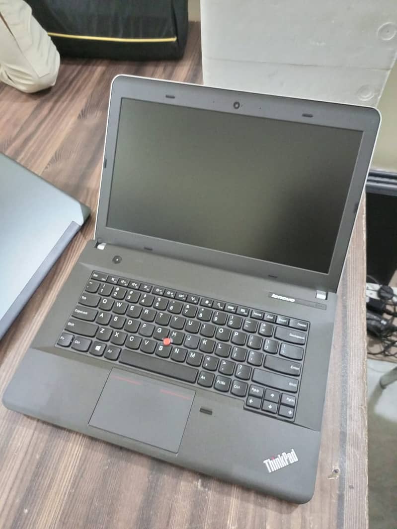 Lenovo ThinkPad e440 Core™ i5-4th 4GB Ram 500GB HDD 0