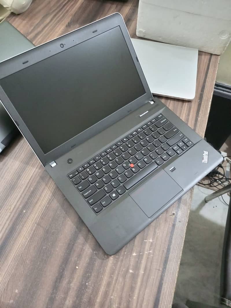 Lenovo ThinkPad e440 Core™ i5-4th 4GB Ram 500GB HDD 8