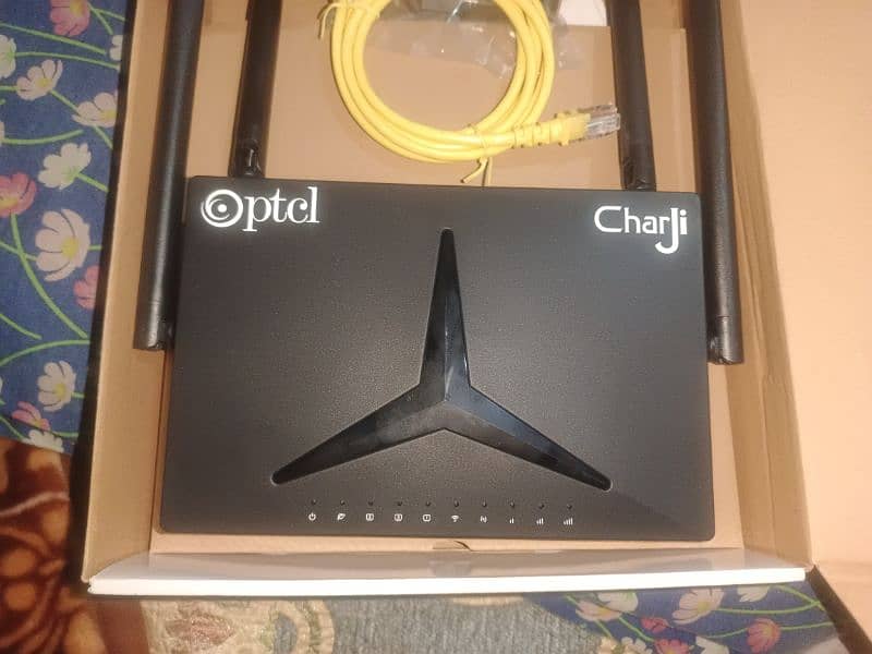PTCL Charji Home Fi 4g Router
with Sim 7